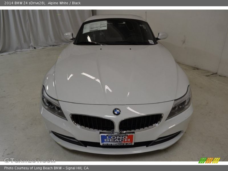 Alpine White / Black 2014 BMW Z4 sDrive28i