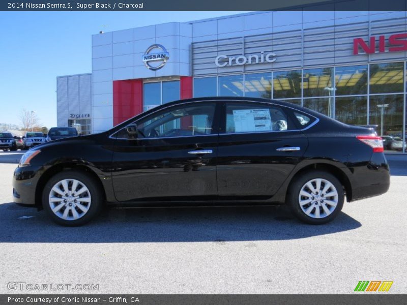 Super Black / Charcoal 2014 Nissan Sentra S