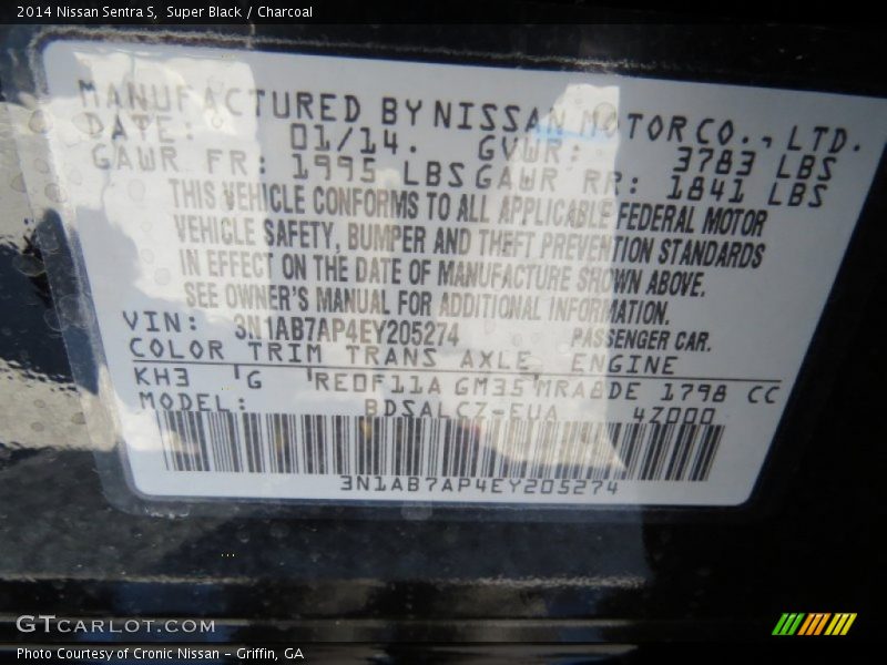 Super Black / Charcoal 2014 Nissan Sentra S