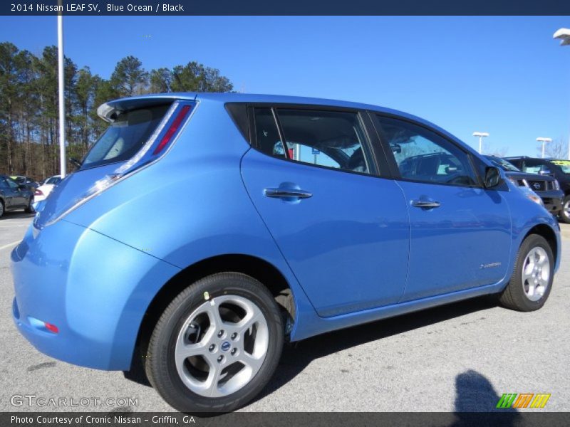 Blue Ocean / Black 2014 Nissan LEAF SV