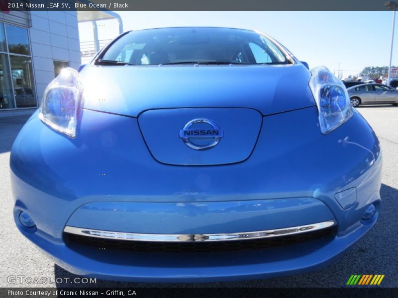 Blue Ocean / Black 2014 Nissan LEAF SV