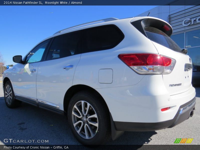 Moonlight White / Almond 2014 Nissan Pathfinder SL