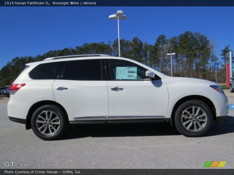 Moonlight White / Almond 2014 Nissan Pathfinder SL