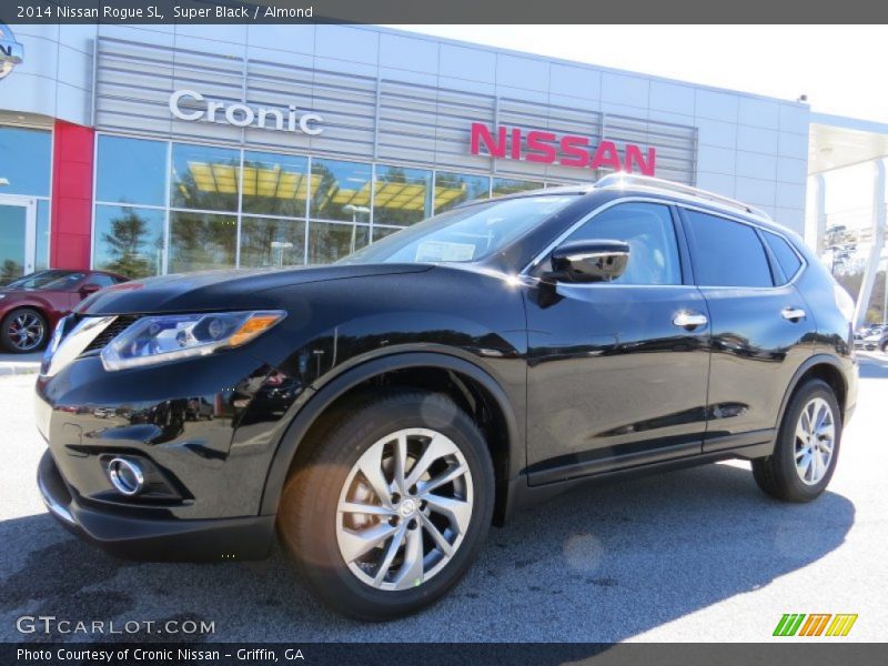 Super Black / Almond 2014 Nissan Rogue SL