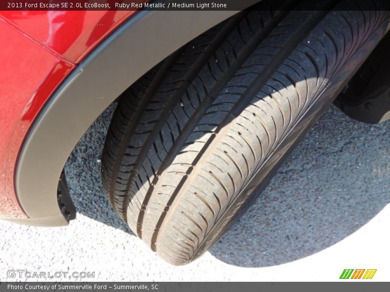 Ruby Red Metallic / Medium Light Stone 2013 Ford Escape SE 2.0L EcoBoost