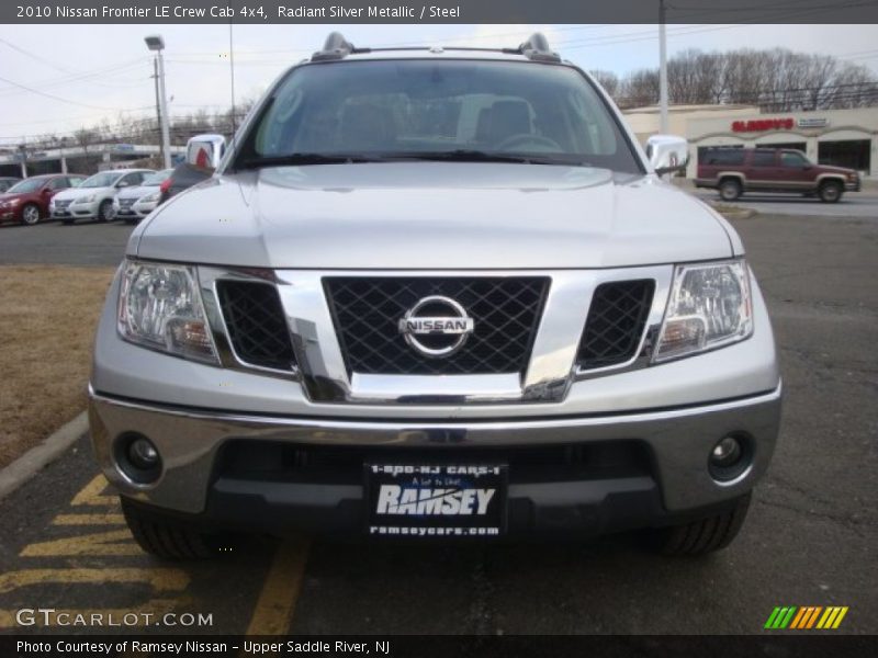 Radiant Silver Metallic / Steel 2010 Nissan Frontier LE Crew Cab 4x4