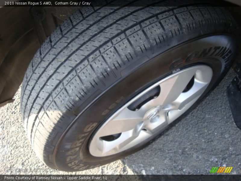 Gotham Gray / Gray 2010 Nissan Rogue S AWD