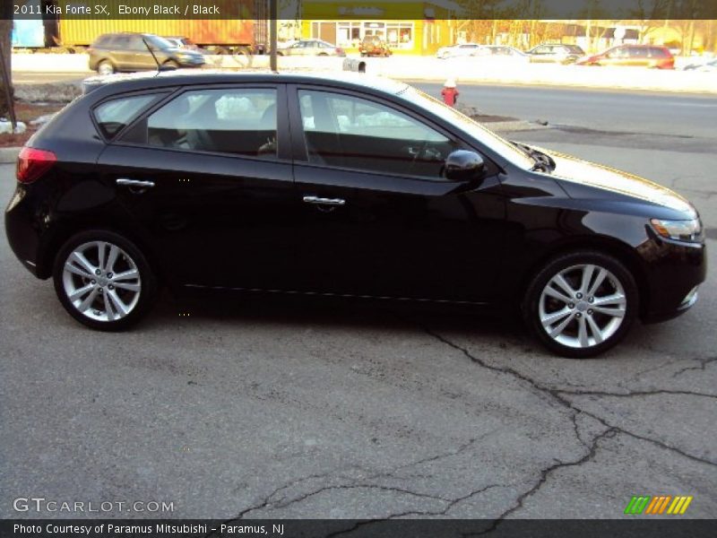 Ebony Black / Black 2011 Kia Forte SX
