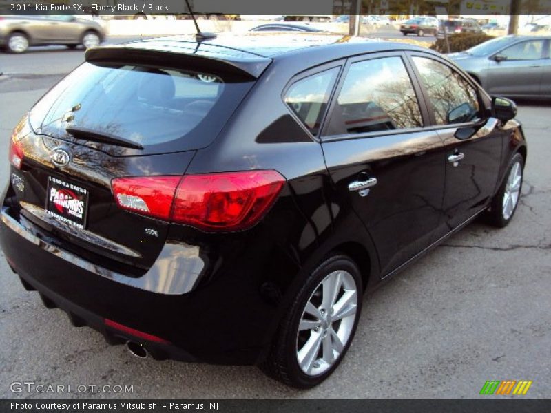 Ebony Black / Black 2011 Kia Forte SX