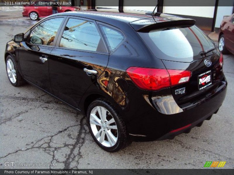 Ebony Black / Black 2011 Kia Forte SX