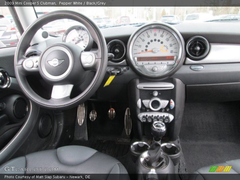 Pepper White / Black/Grey 2009 Mini Cooper S Clubman