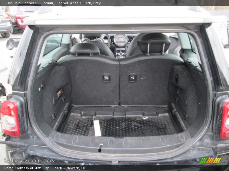 Pepper White / Black/Grey 2009 Mini Cooper S Clubman