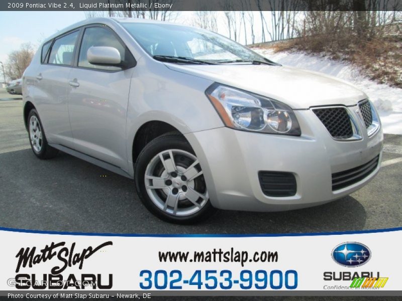 Liquid Platinum Metallic / Ebony 2009 Pontiac Vibe 2.4
