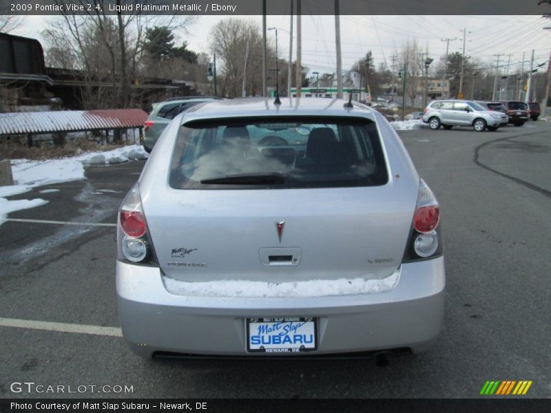 Liquid Platinum Metallic / Ebony 2009 Pontiac Vibe 2.4