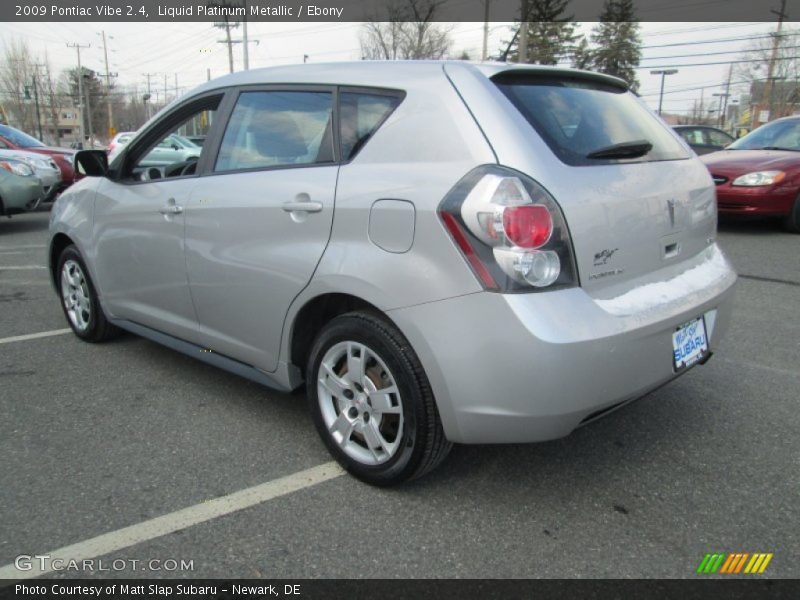 Liquid Platinum Metallic / Ebony 2009 Pontiac Vibe 2.4
