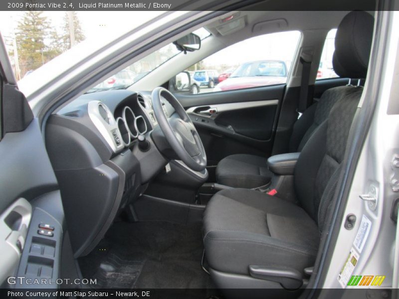 Liquid Platinum Metallic / Ebony 2009 Pontiac Vibe 2.4