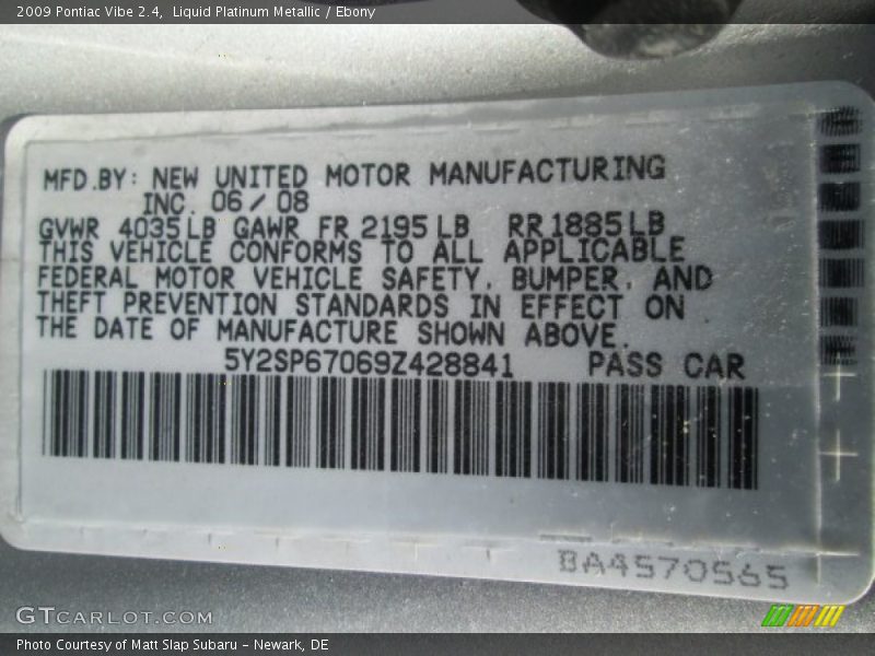 Liquid Platinum Metallic / Ebony 2009 Pontiac Vibe 2.4