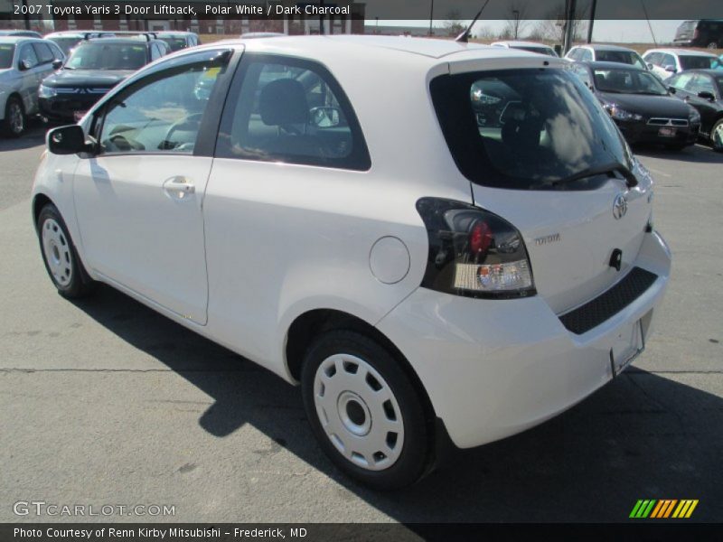 Polar White / Dark Charcoal 2007 Toyota Yaris 3 Door Liftback