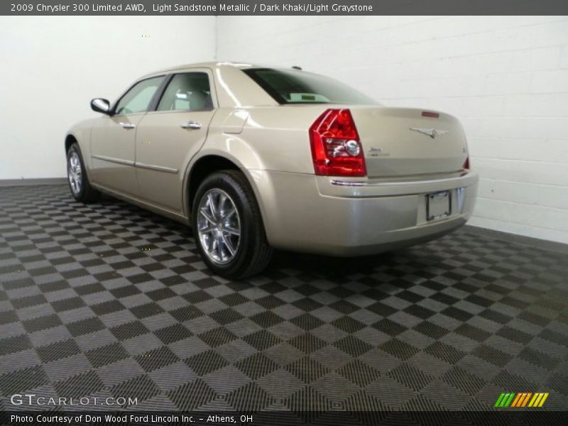 Light Sandstone Metallic / Dark Khaki/Light Graystone 2009 Chrysler 300 Limited AWD