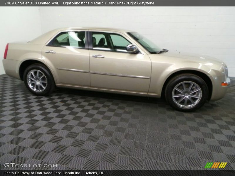 Light Sandstone Metallic / Dark Khaki/Light Graystone 2009 Chrysler 300 Limited AWD