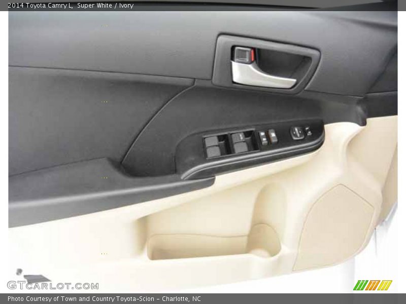 Super White / Ivory 2014 Toyota Camry L