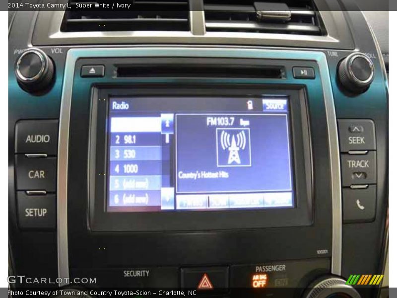 Super White / Ivory 2014 Toyota Camry L