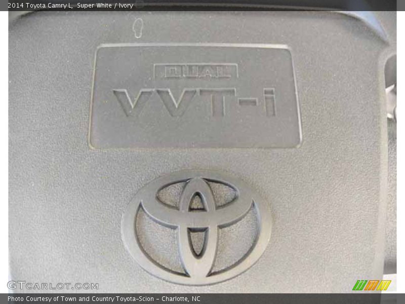 Super White / Ivory 2014 Toyota Camry L