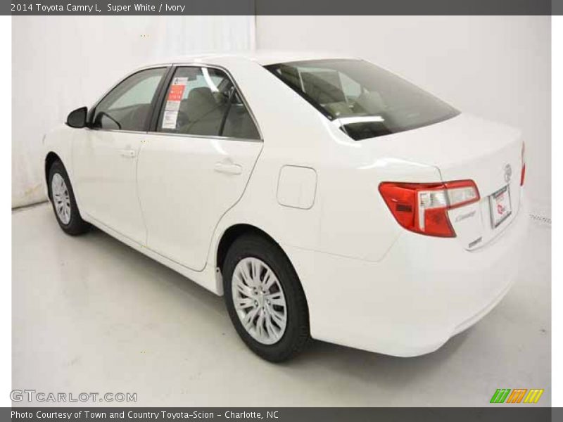 Super White / Ivory 2014 Toyota Camry L