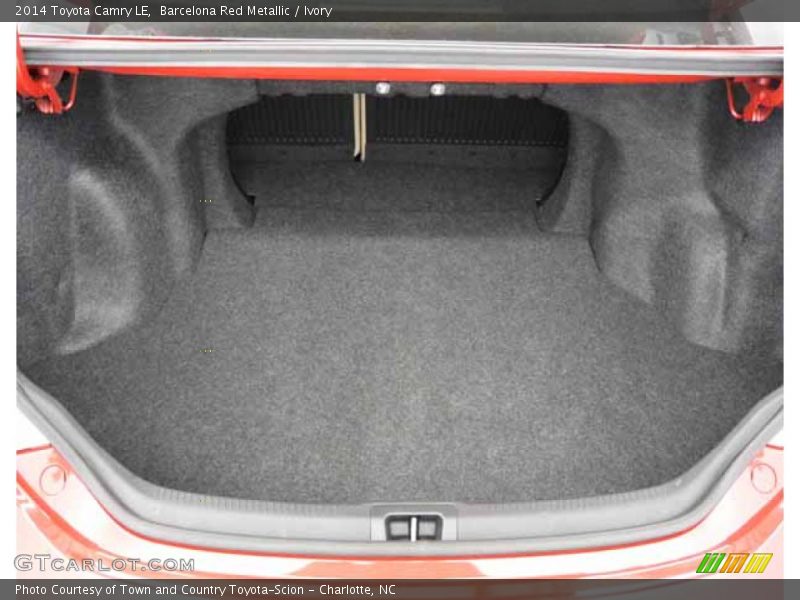 Barcelona Red Metallic / Ivory 2014 Toyota Camry LE