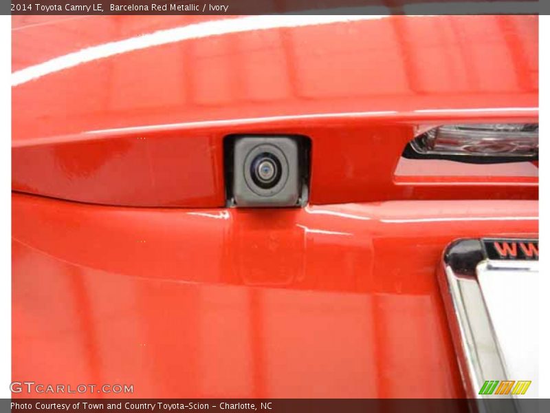 Barcelona Red Metallic / Ivory 2014 Toyota Camry LE
