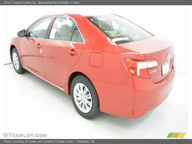 Barcelona Red Metallic / Ivory 2014 Toyota Camry LE