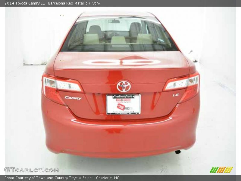 Barcelona Red Metallic / Ivory 2014 Toyota Camry LE