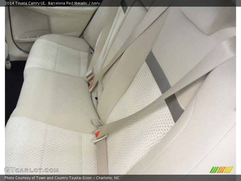 Barcelona Red Metallic / Ivory 2014 Toyota Camry LE