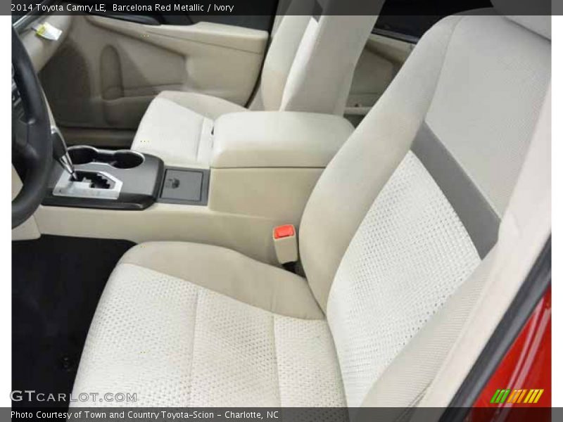 Barcelona Red Metallic / Ivory 2014 Toyota Camry LE