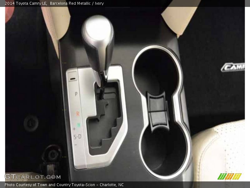 Barcelona Red Metallic / Ivory 2014 Toyota Camry LE