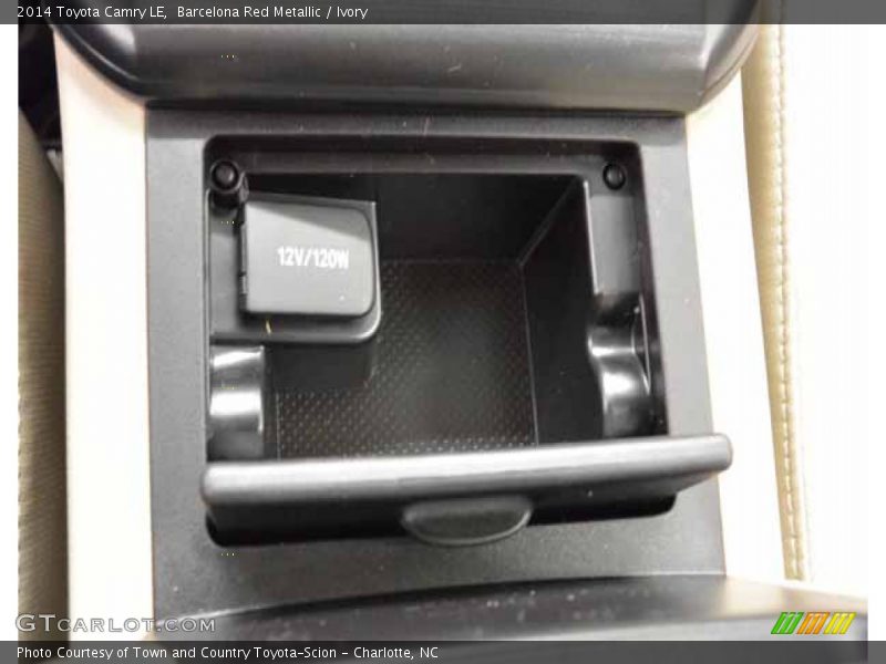 Barcelona Red Metallic / Ivory 2014 Toyota Camry LE