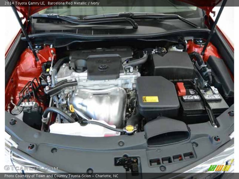 Barcelona Red Metallic / Ivory 2014 Toyota Camry LE
