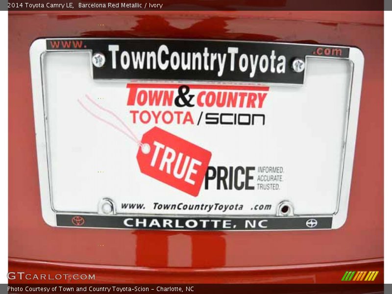 Barcelona Red Metallic / Ivory 2014 Toyota Camry LE