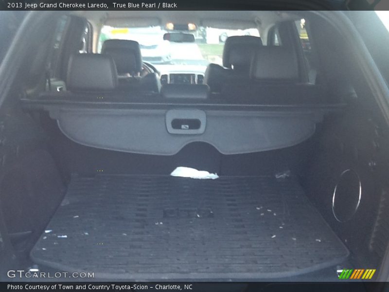 True Blue Pearl / Black 2013 Jeep Grand Cherokee Laredo