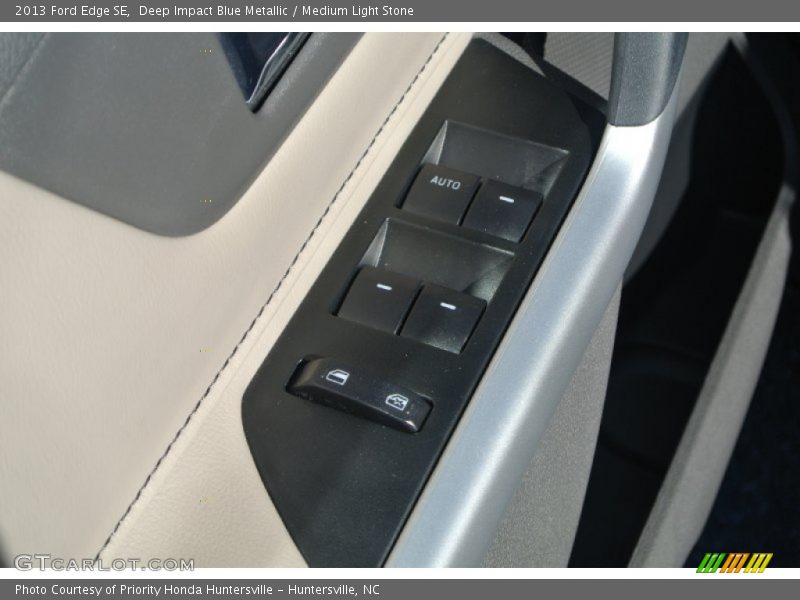 Deep Impact Blue Metallic / Medium Light Stone 2013 Ford Edge SE