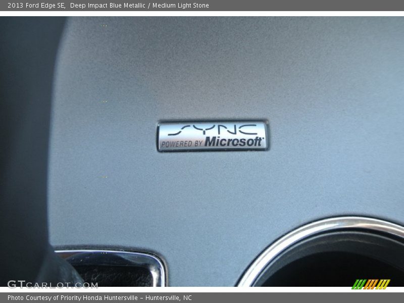 Deep Impact Blue Metallic / Medium Light Stone 2013 Ford Edge SE