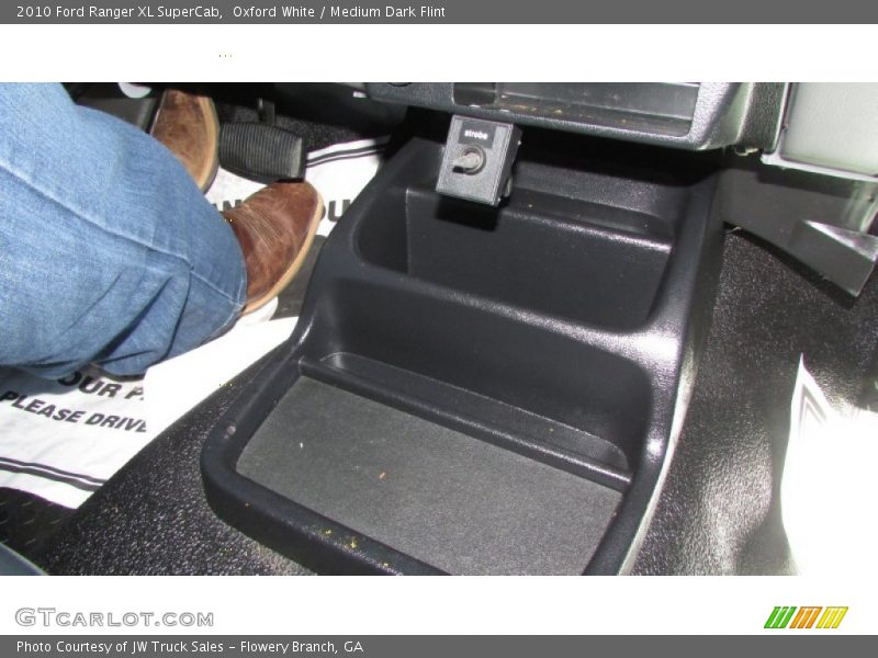 Oxford White / Medium Dark Flint 2010 Ford Ranger XL SuperCab