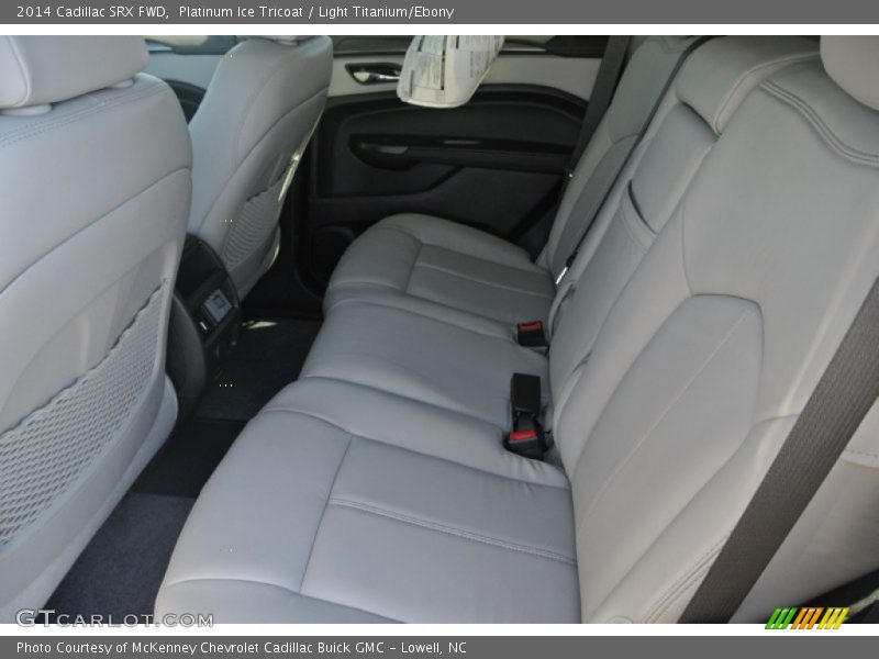 Platinum Ice Tricoat / Light Titanium/Ebony 2014 Cadillac SRX FWD