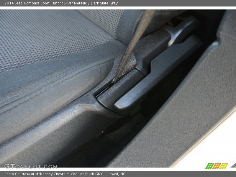 Bright Silver Metallic / Dark Slate Gray 2014 Jeep Compass Sport