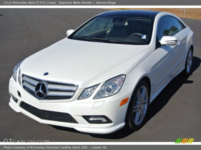 Diamond White Metallic / Almond Beige 2010 Mercedes-Benz E 550 Coupe