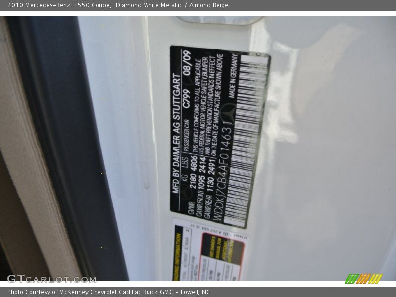 Diamond White Metallic / Almond Beige 2010 Mercedes-Benz E 550 Coupe