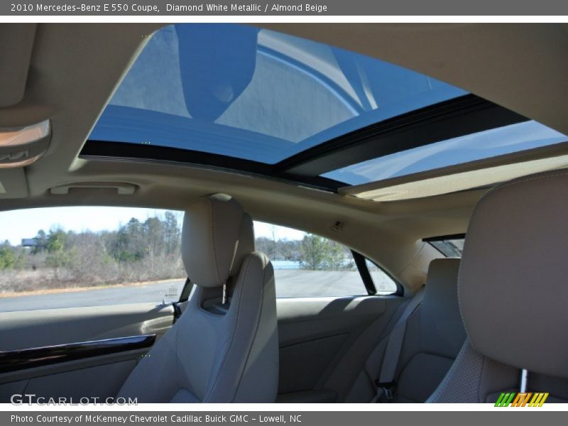 Diamond White Metallic / Almond Beige 2010 Mercedes-Benz E 550 Coupe
