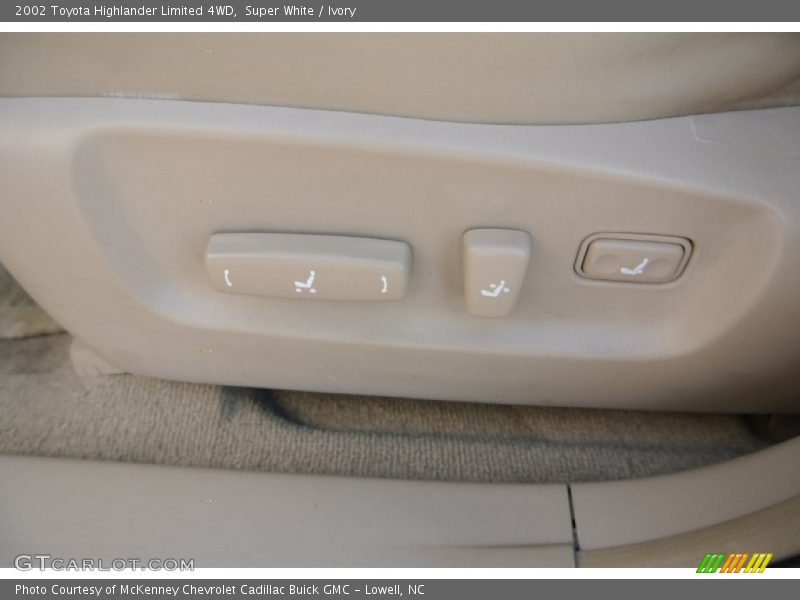 Super White / Ivory 2002 Toyota Highlander Limited 4WD