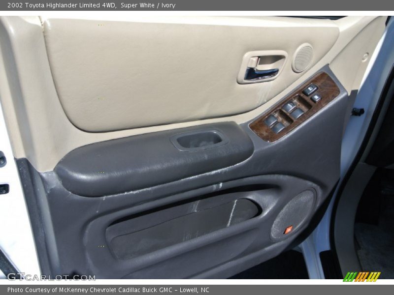 Super White / Ivory 2002 Toyota Highlander Limited 4WD