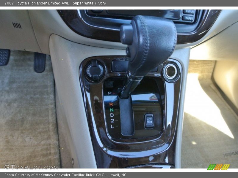 Super White / Ivory 2002 Toyota Highlander Limited 4WD